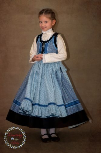 Gyermek mezőségi ruha  köténnyel - blúz és alsószoknya  opcionálisan 