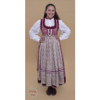 Felnőtt mezőségi viselet köténnyel